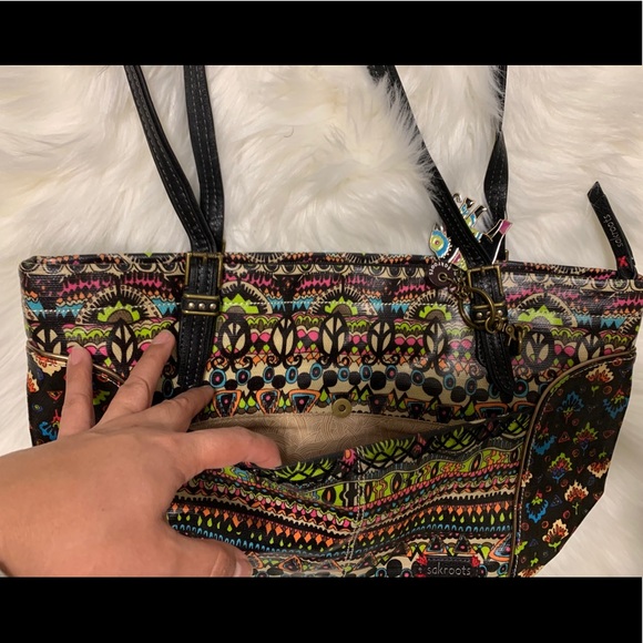 Sakroots One World Artist Metro Purse - Picture 4 of 6